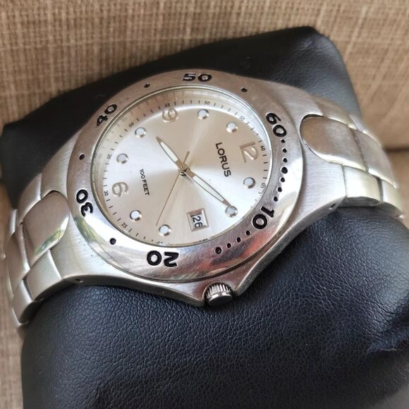 Lorus Men Wristwatch Date Calendar Watch Quartz Analog Silver Tone Wrist Watch - Picture 5 of 11